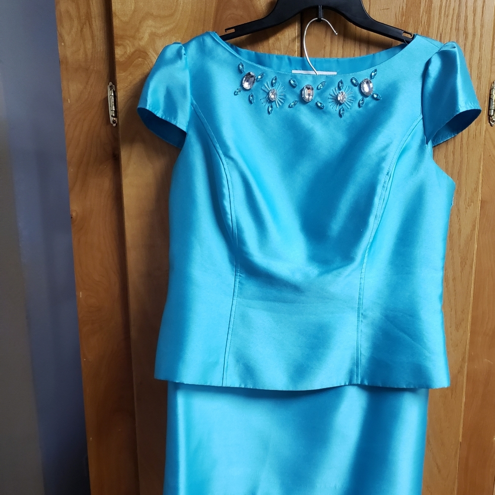 Turquoise Embellished 2 Piece Dress 👗